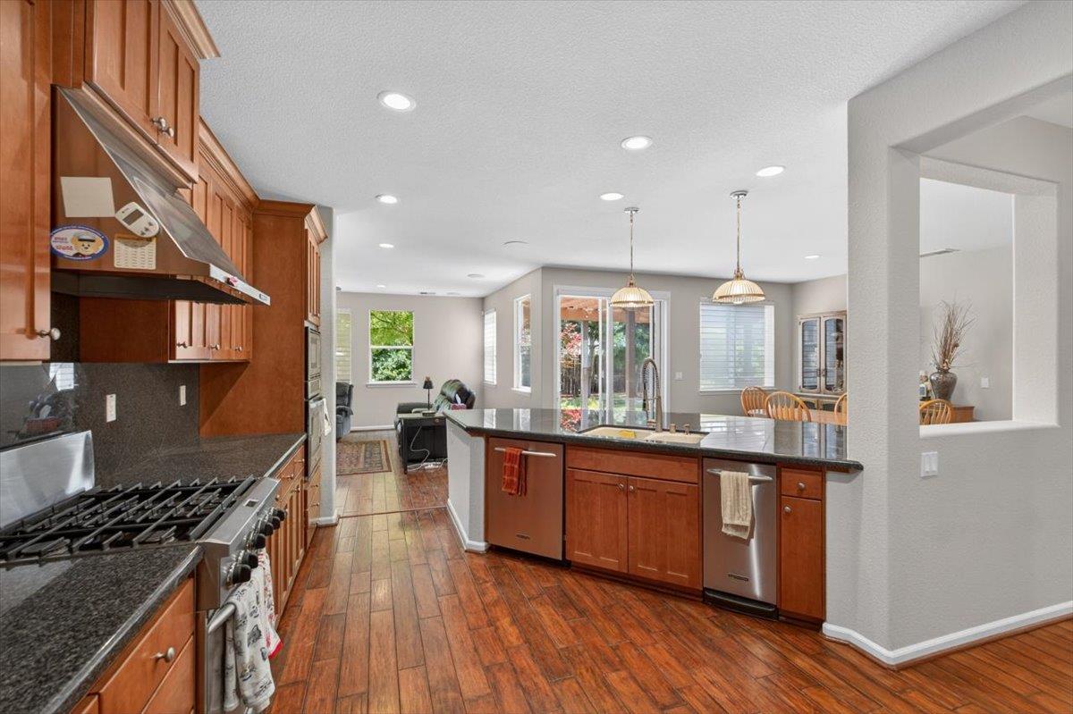 2700 Espana Ln, Modesto, CA 95355