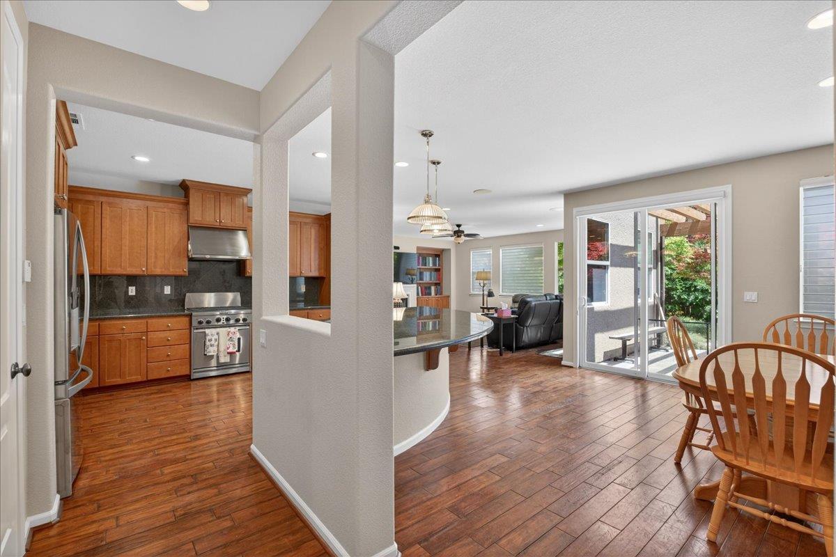 2700 Espana Ln, Modesto, CA 95355