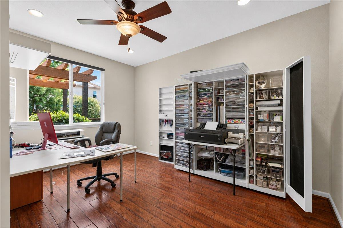 2700 Espana Ln, Modesto, CA 95355