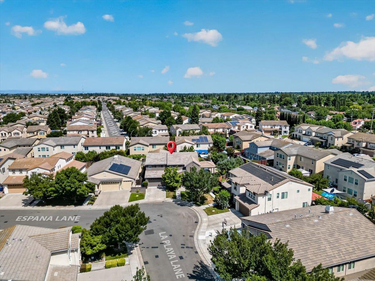 2700 Espana Ln, Modesto, CA 95355