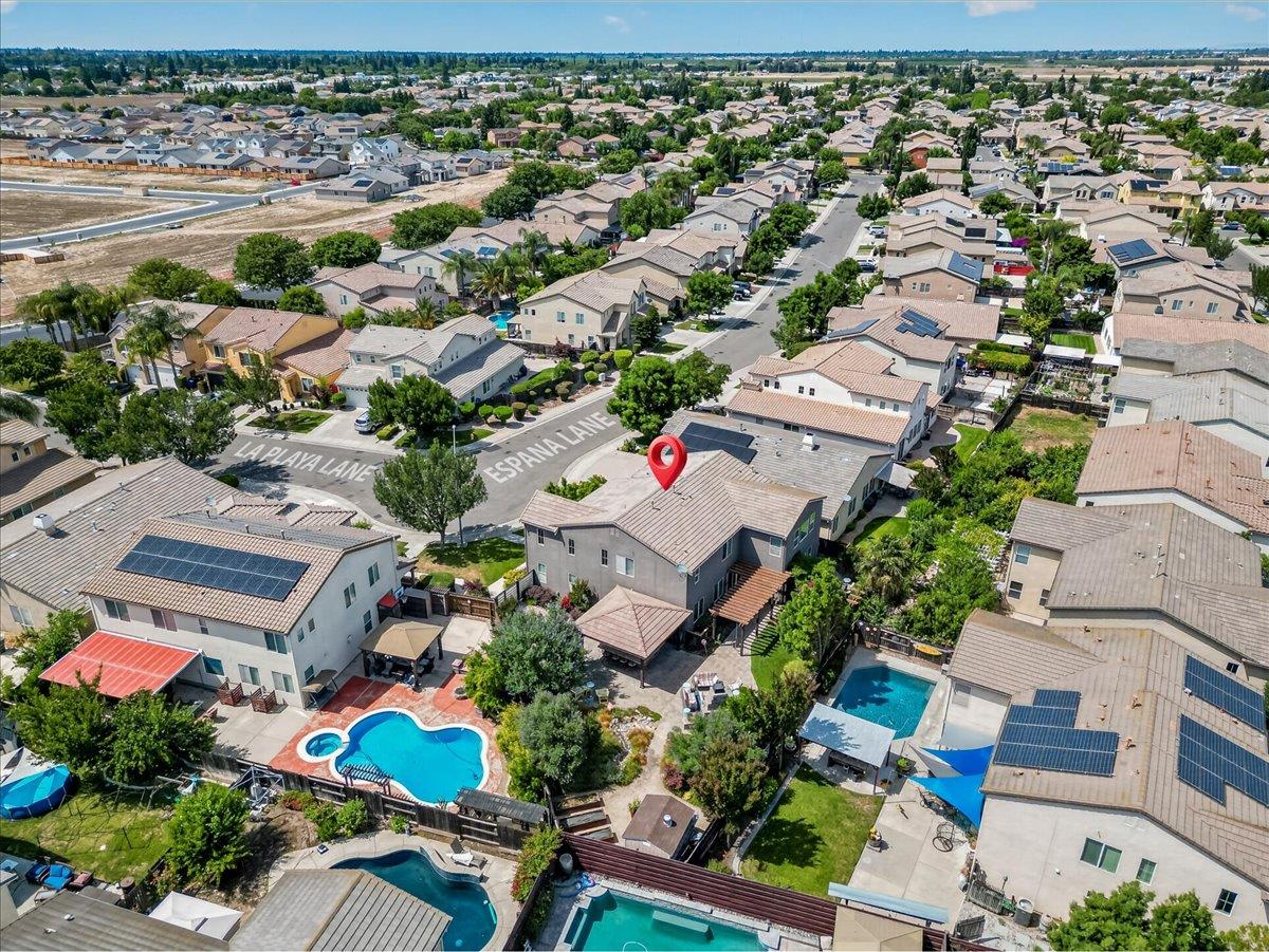 2700 Espana Ln, Modesto, CA 95355