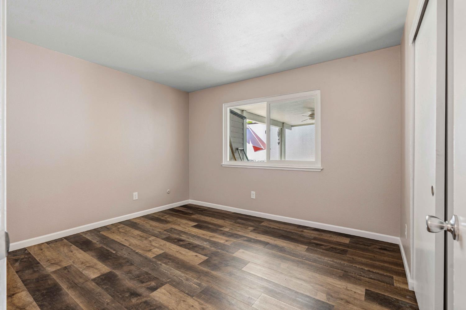 324 De Vega Ct, Modesto, CA 95354