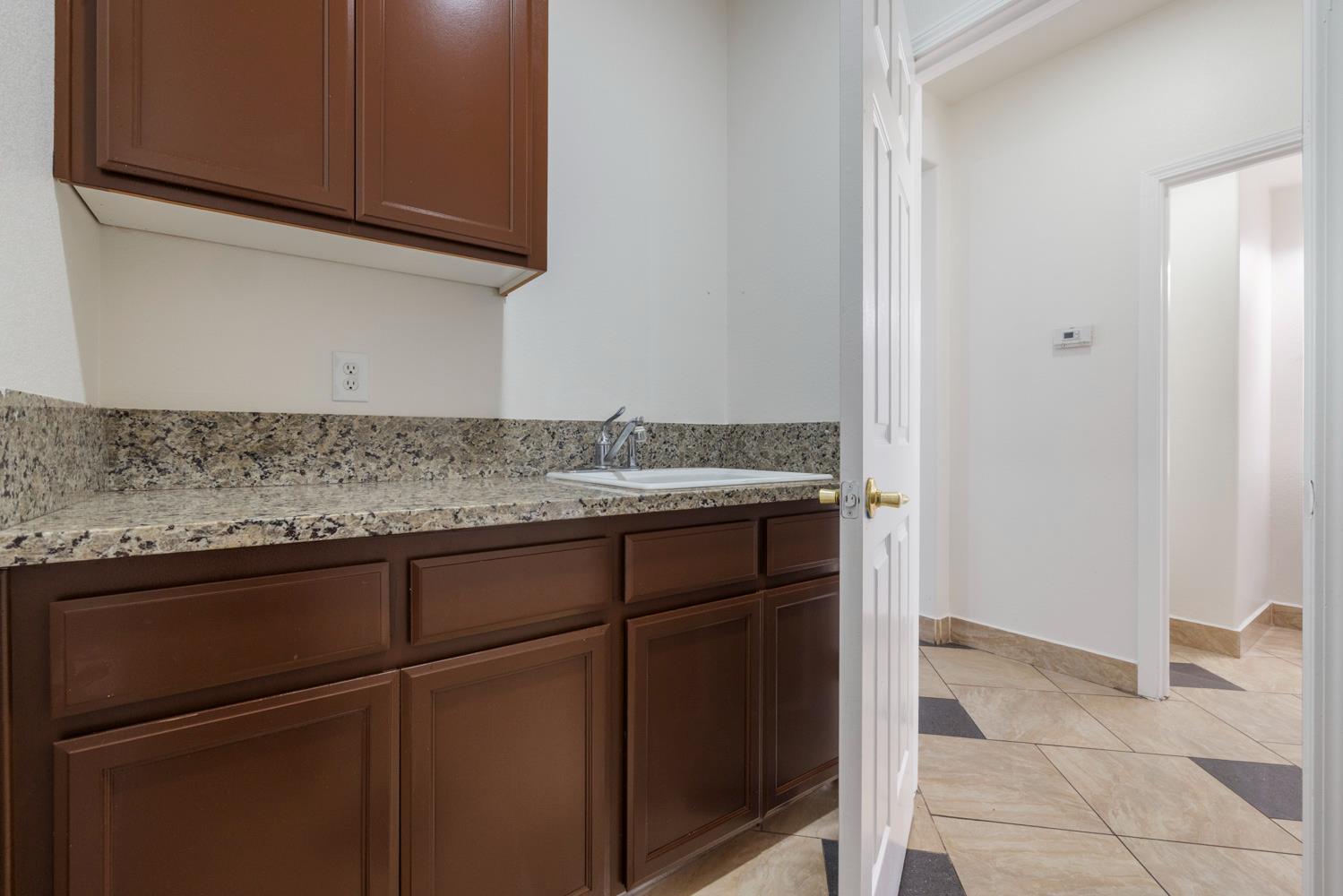 3105 Ripple Ct, Modesto, CA 95355