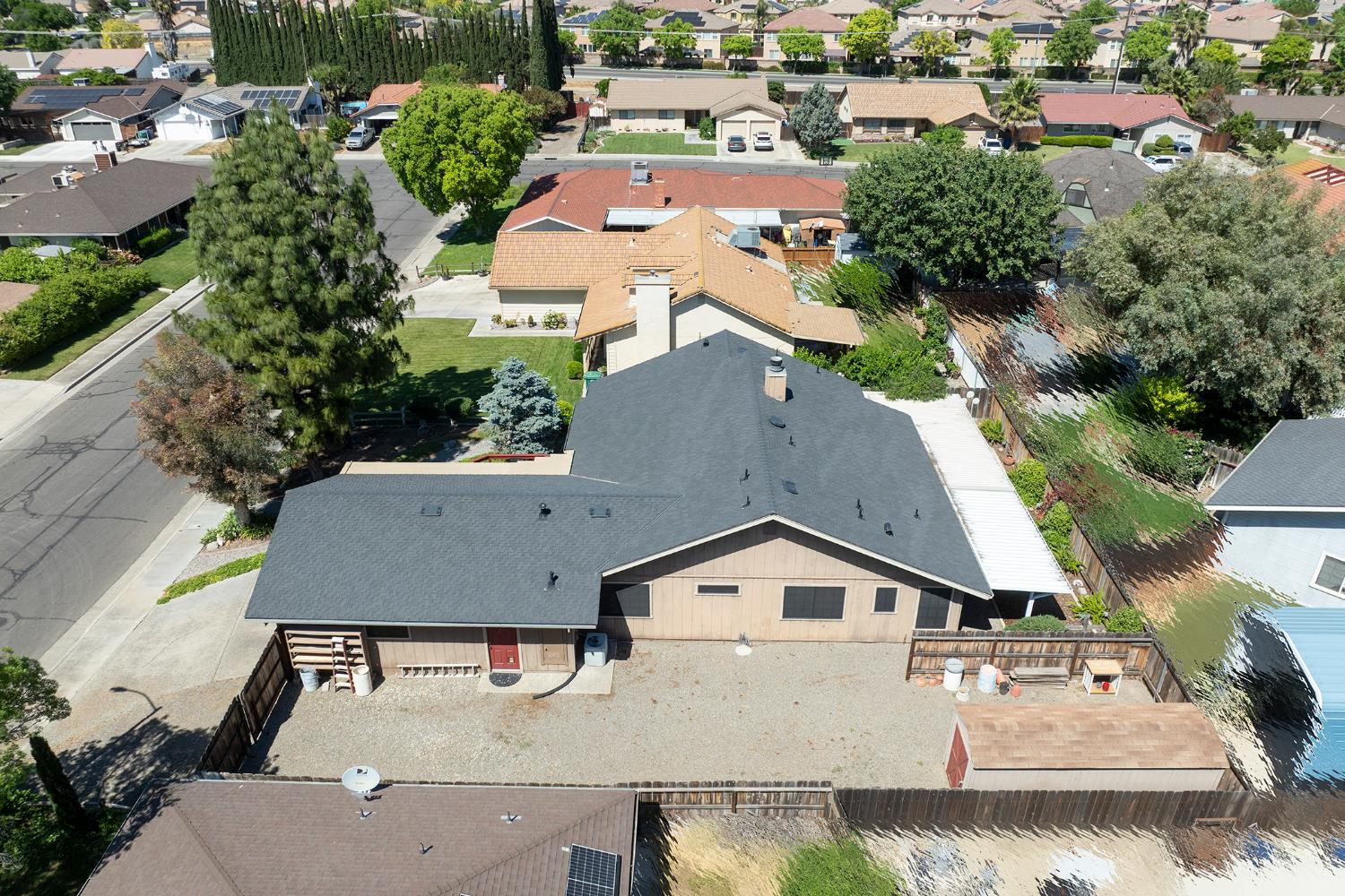 376 Foxmeadow Way, Los Banos, CA 93635