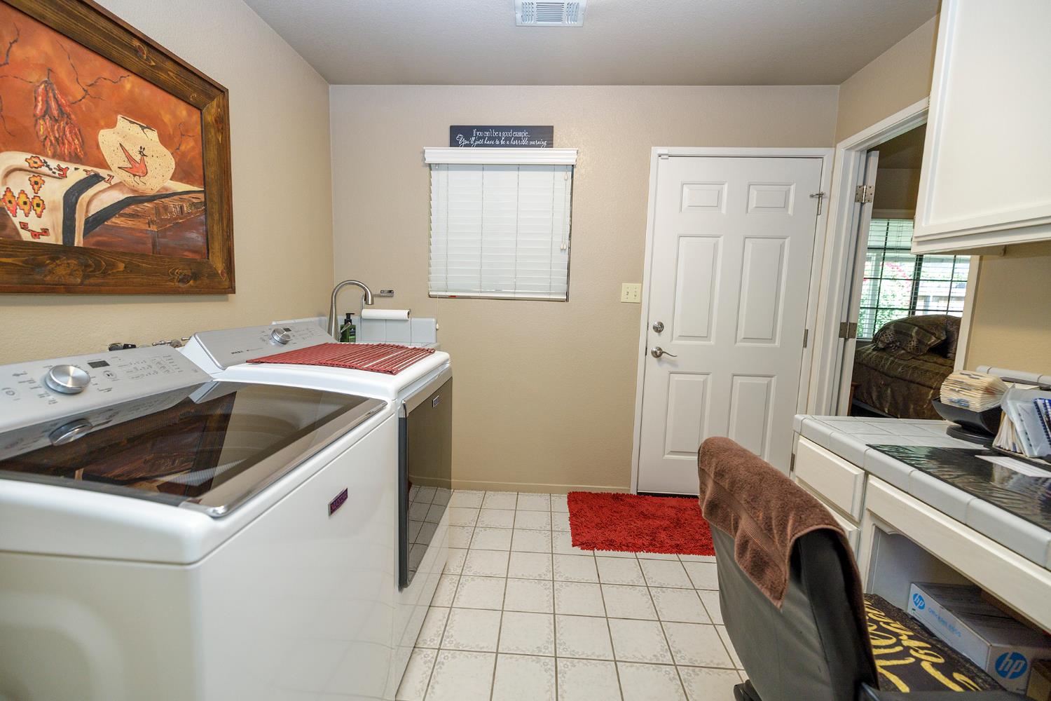 376 Foxmeadow Way, Los Banos, CA 93635