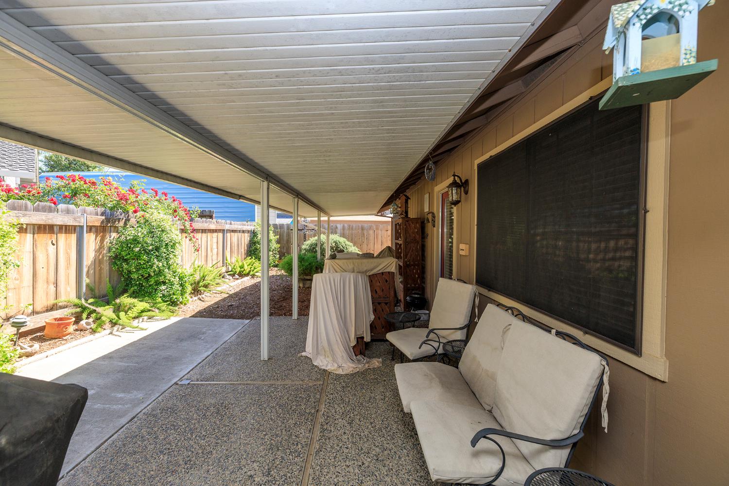 376 Foxmeadow Way, Los Banos, CA 93635