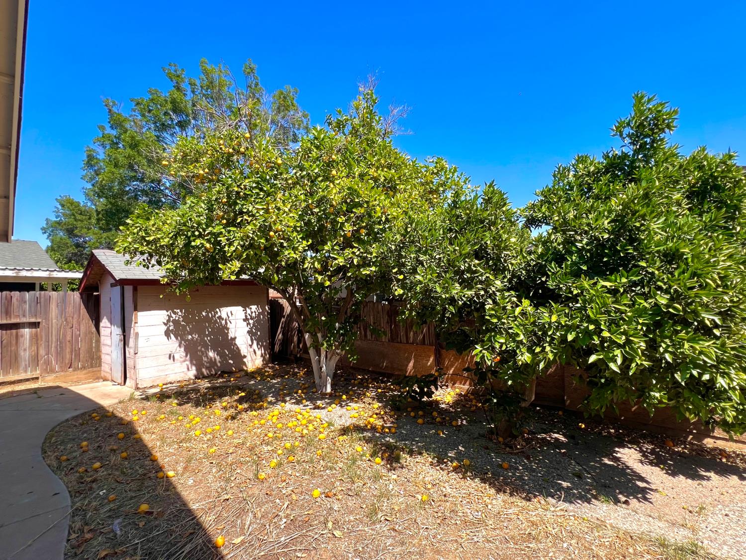 154 brook hallow dr, Patterson, CA 95363