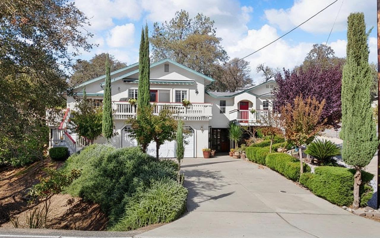 4856 Kiva Dr, Copperopolis, CA 95228