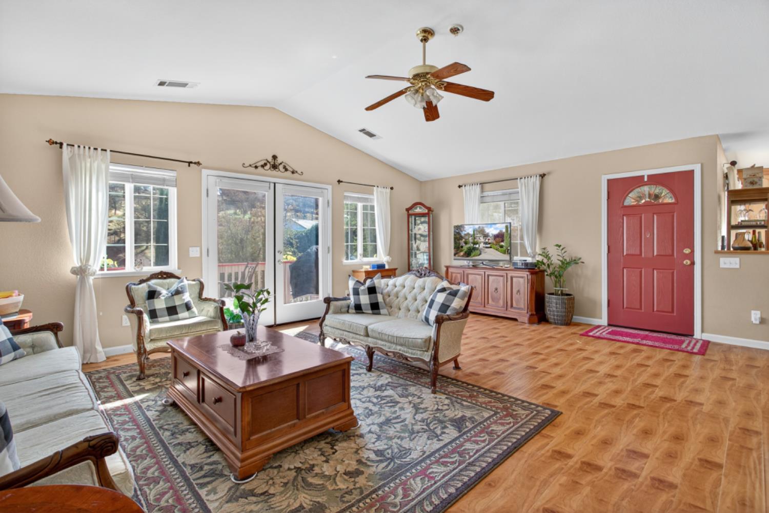 4856 Kiva Dr, Copperopolis, CA 95228