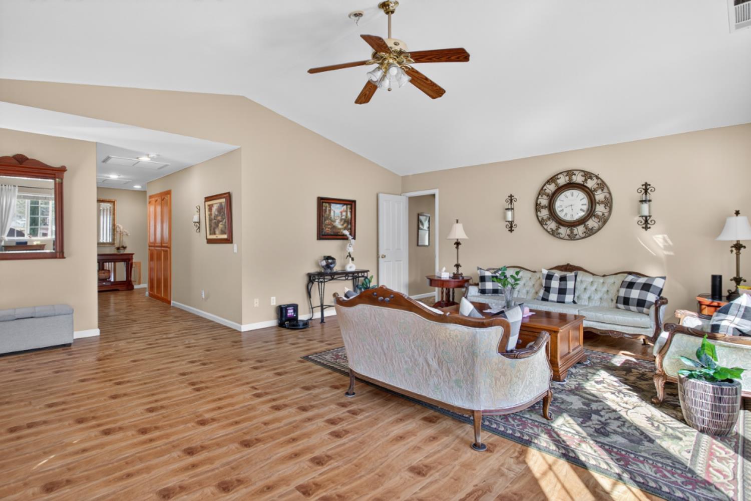 4856 Kiva Dr, Copperopolis, CA 95228