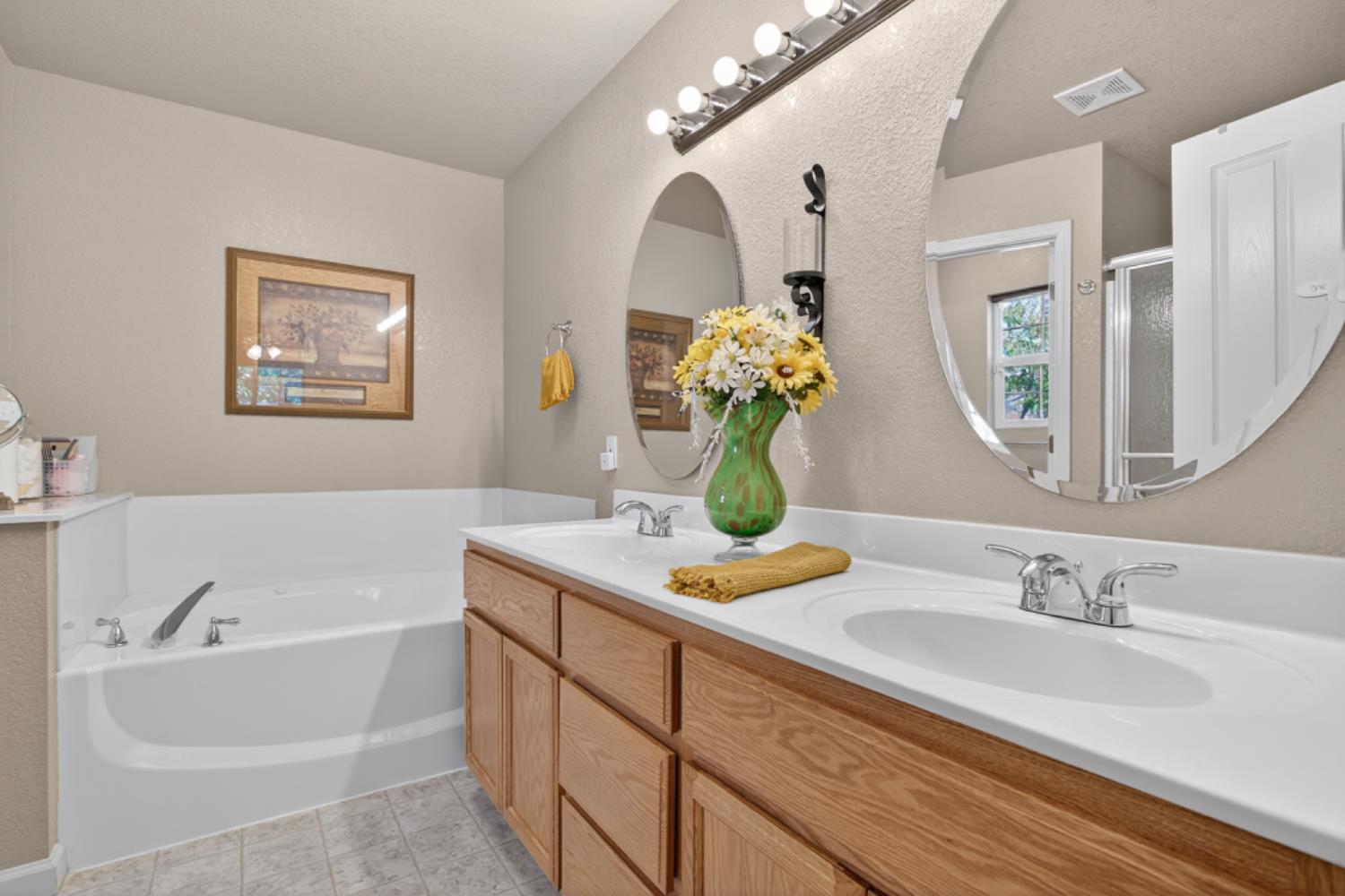 4856 Kiva Dr, Copperopolis, CA 95228