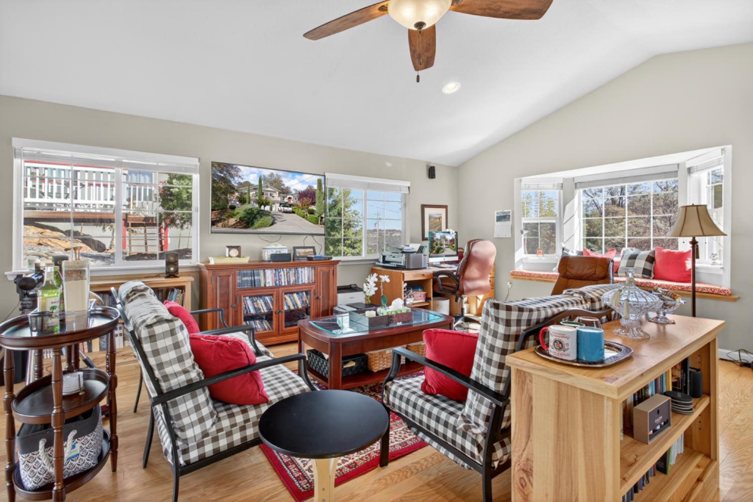 4856 Kiva Dr, Copperopolis, CA 95228