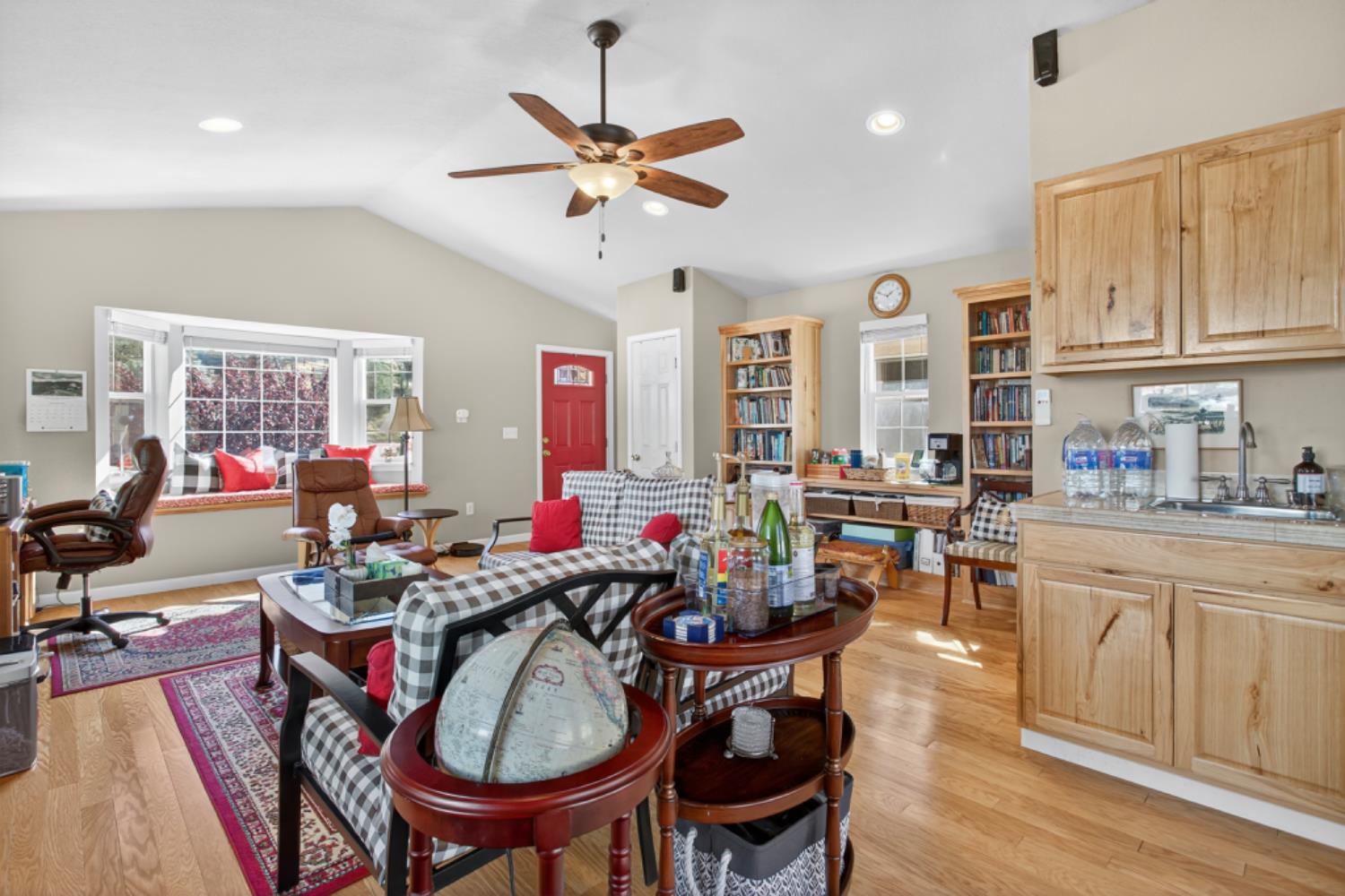 4856 Kiva Dr, Copperopolis, CA 95228