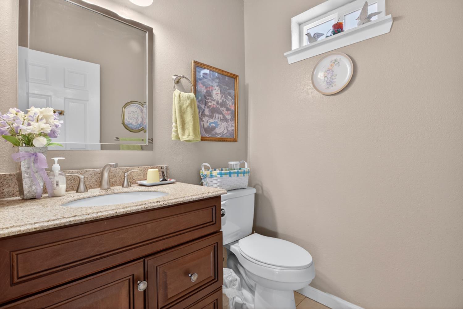 4856 Kiva Dr, Copperopolis, CA 95228