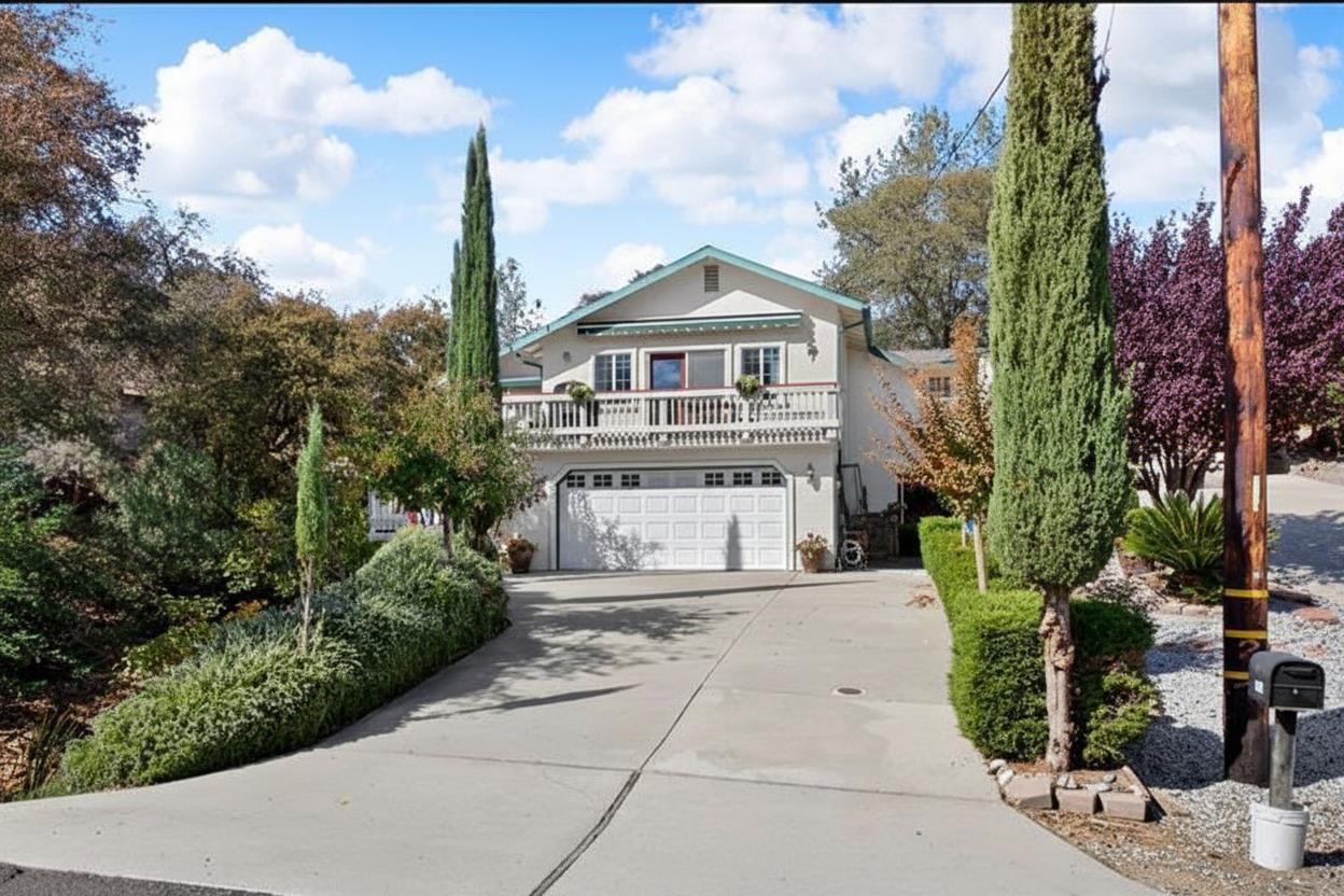 4856 Kiva Dr, Copperopolis, CA 95228