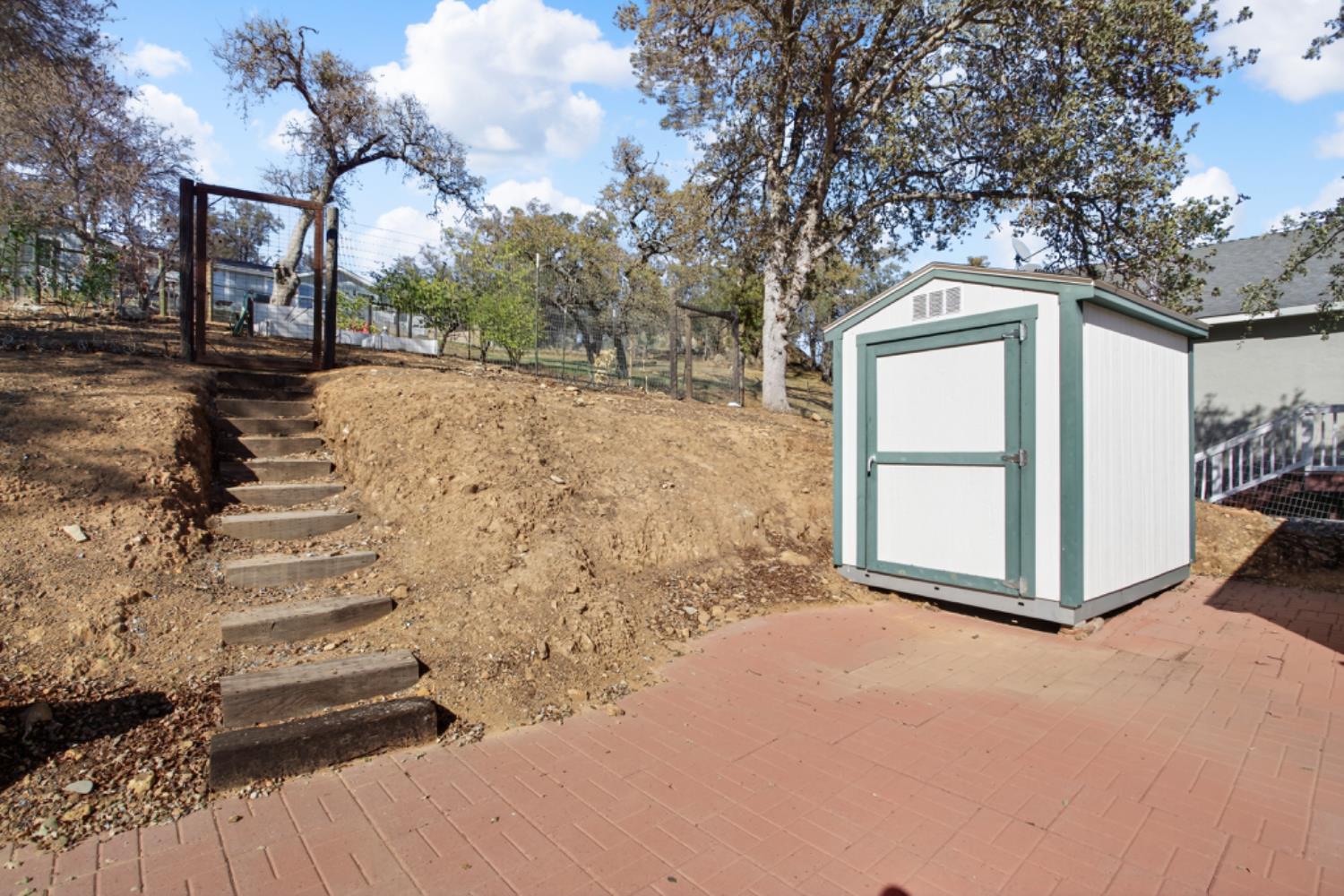 4856 Kiva Dr, Copperopolis, CA 95228