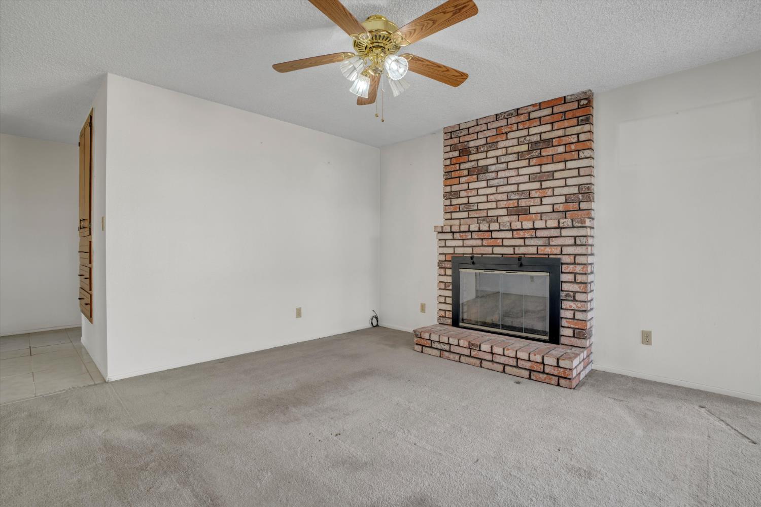 631 W Minnesota Ave, Turlock, CA 95382