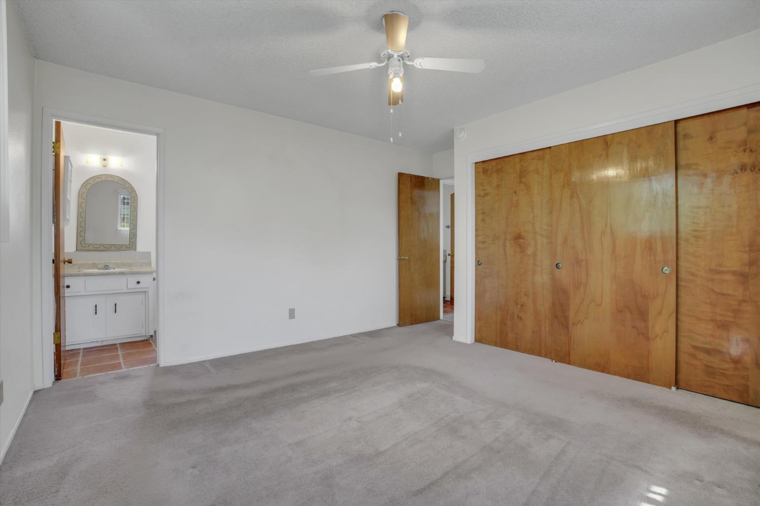631 W Minnesota Ave, Turlock, CA 95382