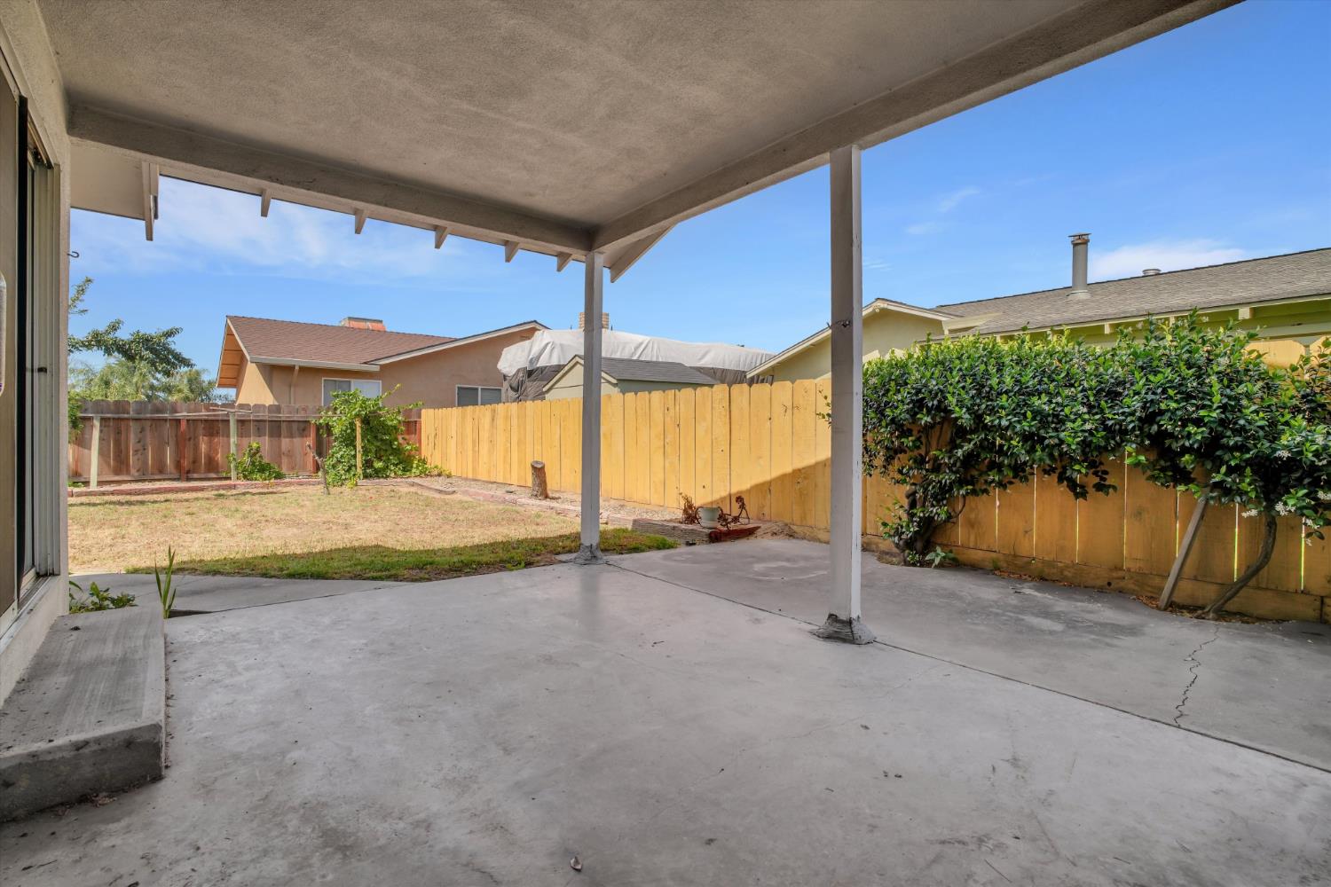 631 W Minnesota Ave, Turlock, CA 95382