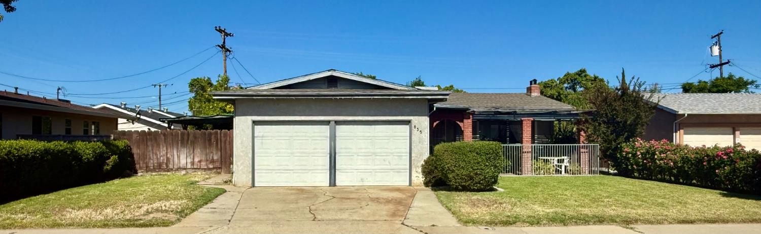 835 Nevada Ave, Los Banos, CA 93635