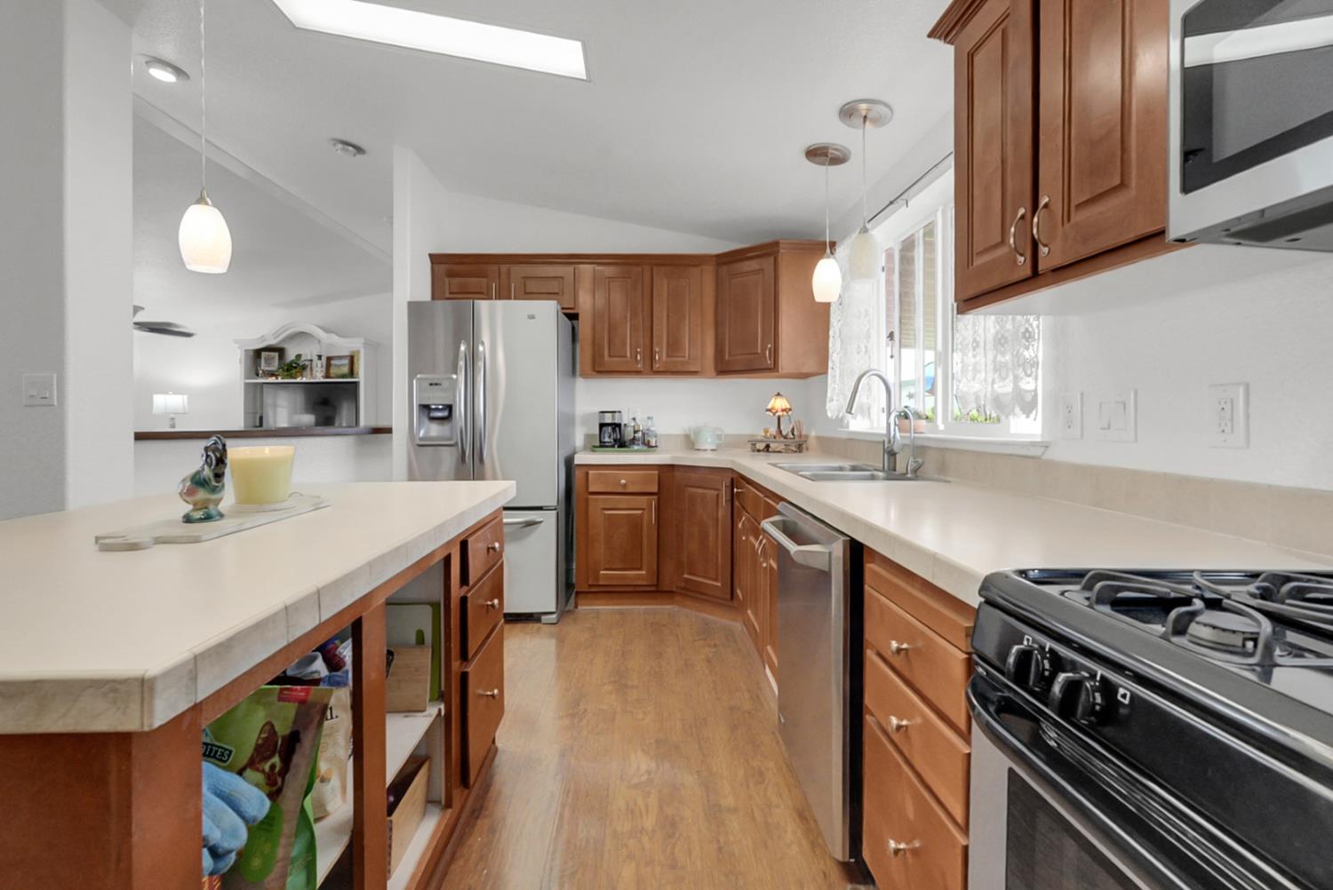 1459 Standiford #92, Modesto, CA 95350