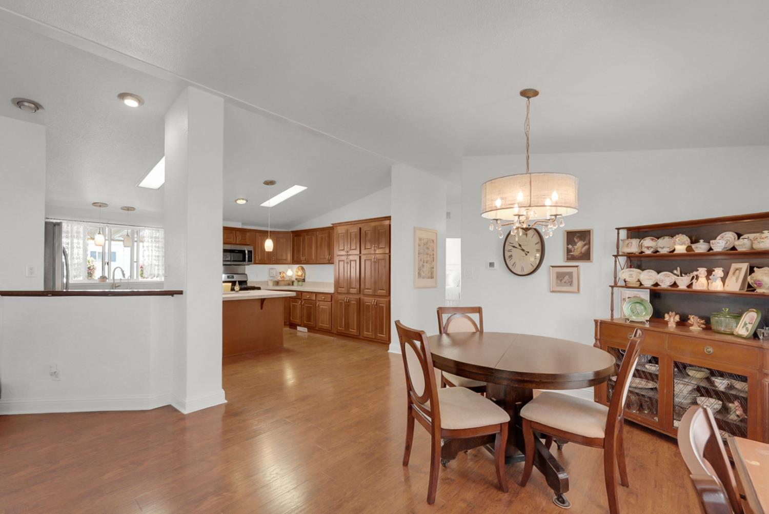 1459 Standiford #92, Modesto, CA 95350