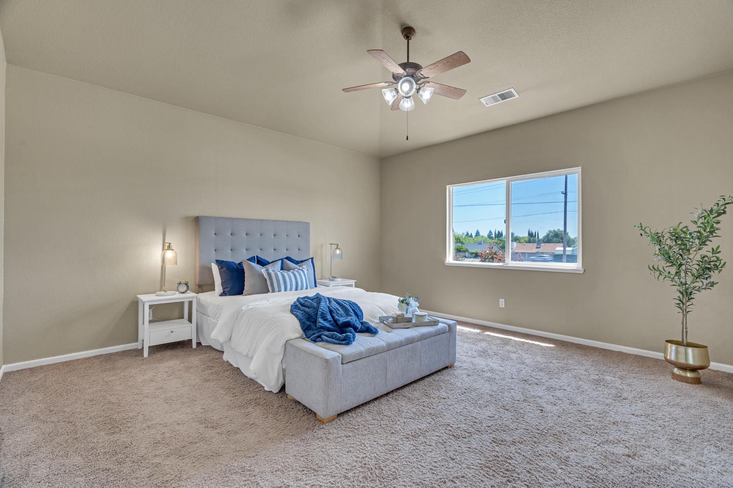 3704 havenhurst Ct, Modesto, CA 95355