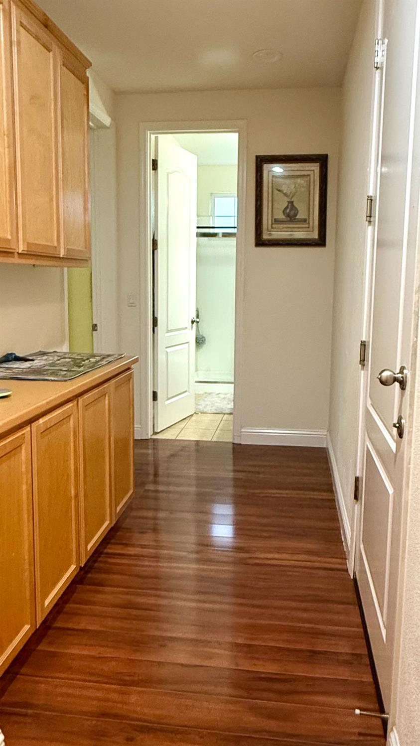 1350 Snake Creek Dr, Patterson, CA 95363