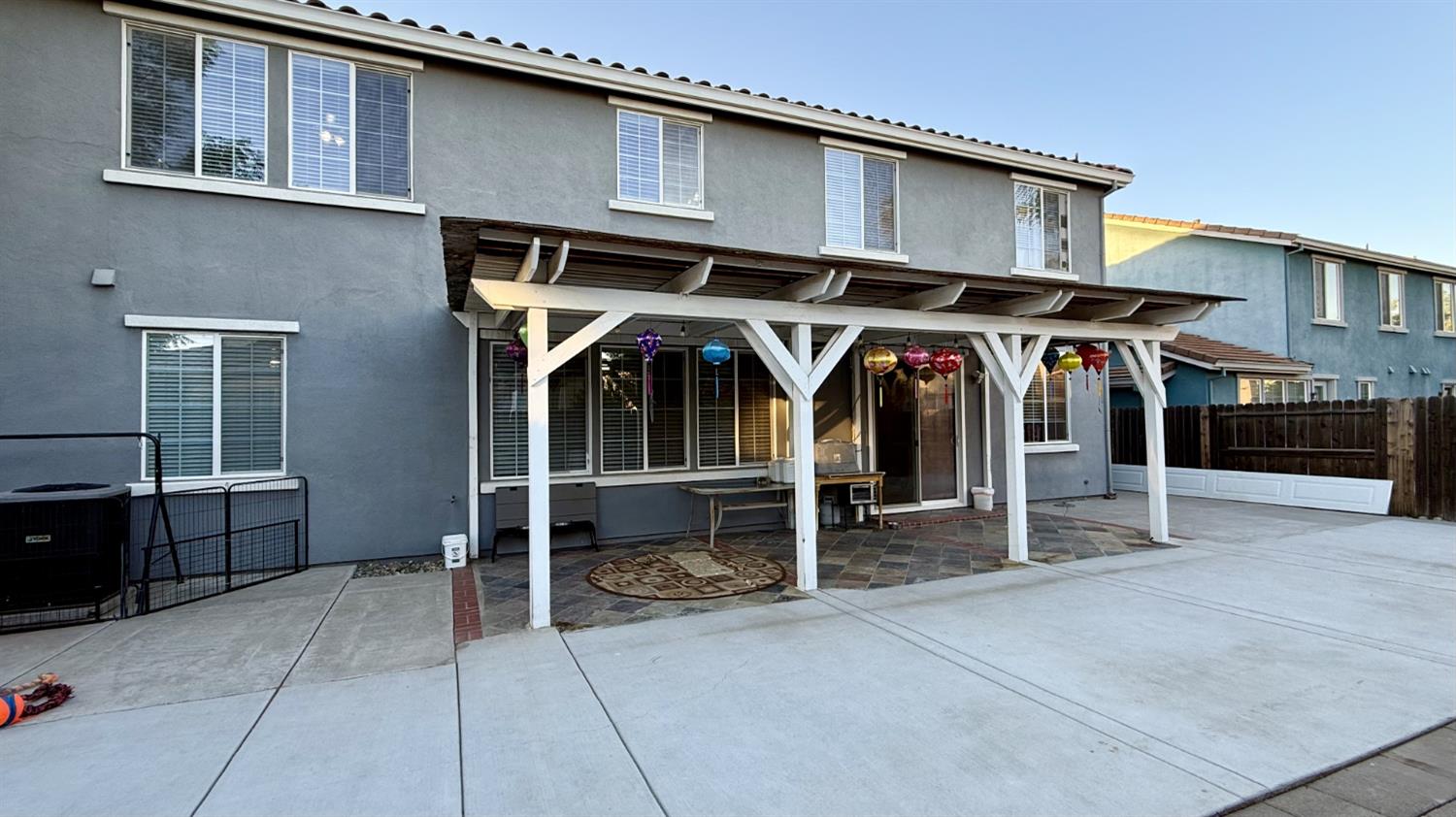 1350 Snake Creek Dr, Patterson, CA 95363