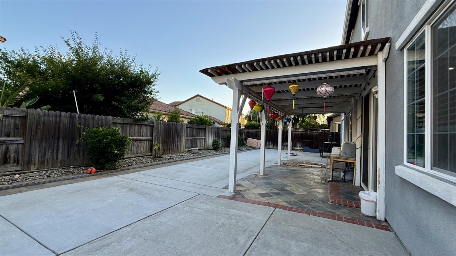 1350 Snake Creek Dr, Patterson, CA 95363