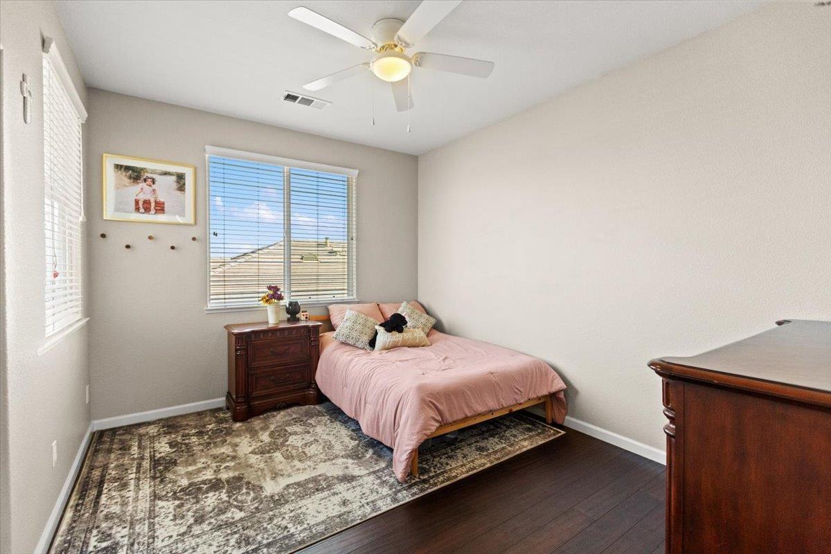5209 Sire Ct, Riverbank, CA 95367