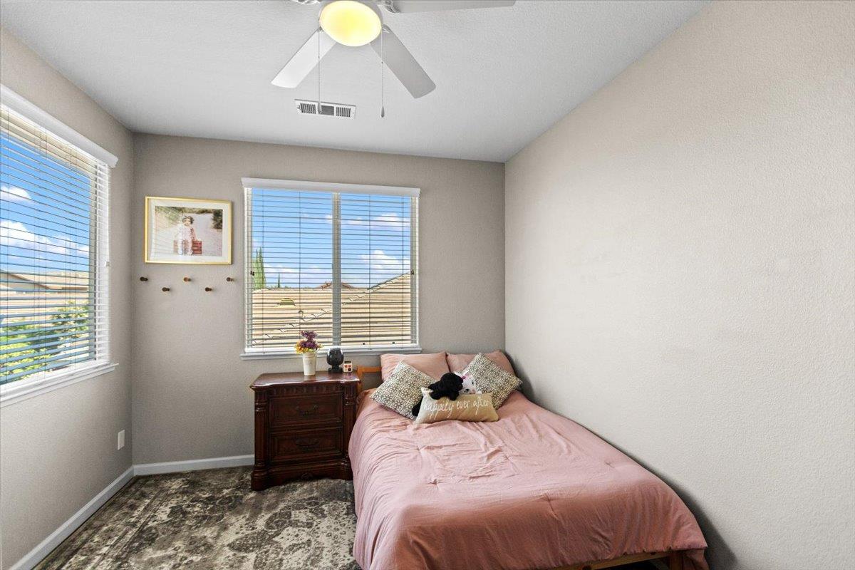 5209 Sire Ct, Riverbank, CA 95367