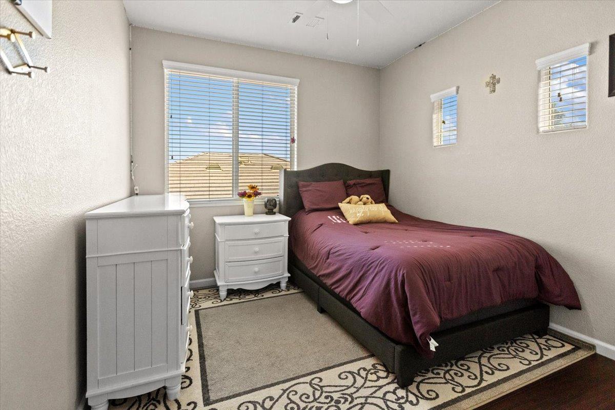 5209 Sire Ct, Riverbank, CA 95367