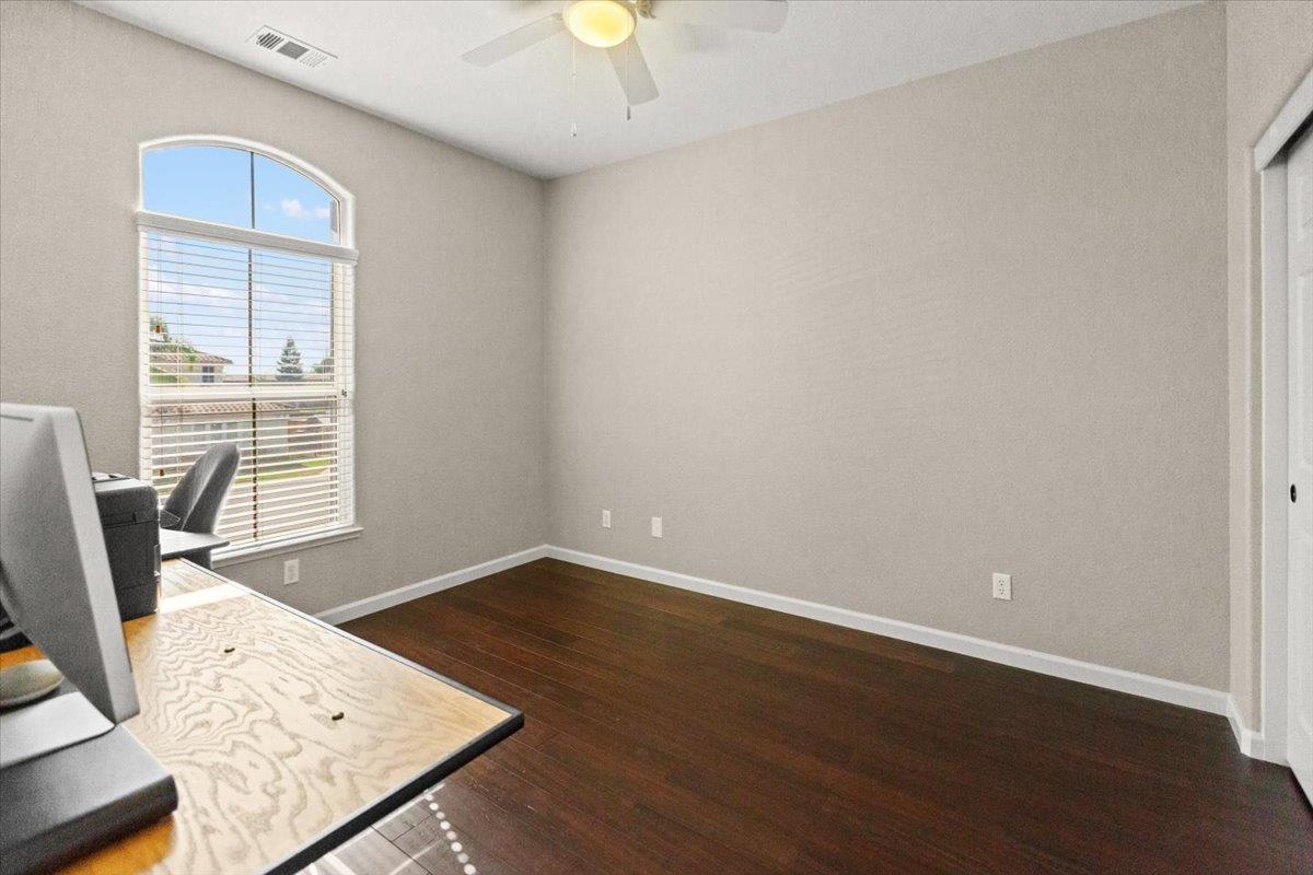 5209 Sire Ct, Riverbank, CA 95367