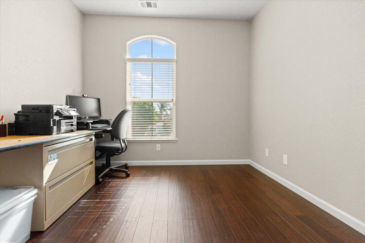 5209 Sire Ct, Riverbank, CA 95367