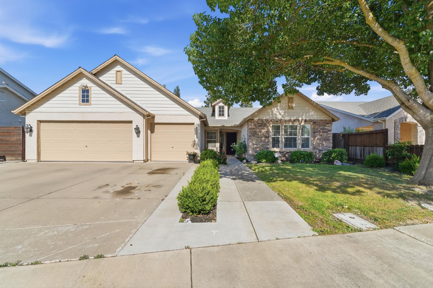 2220 2672 Ellison Dr, Modesto, CA 95355