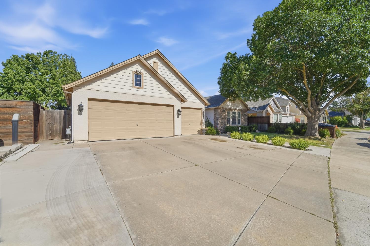 2220 2672 Ellison Dr, Modesto, CA 95355