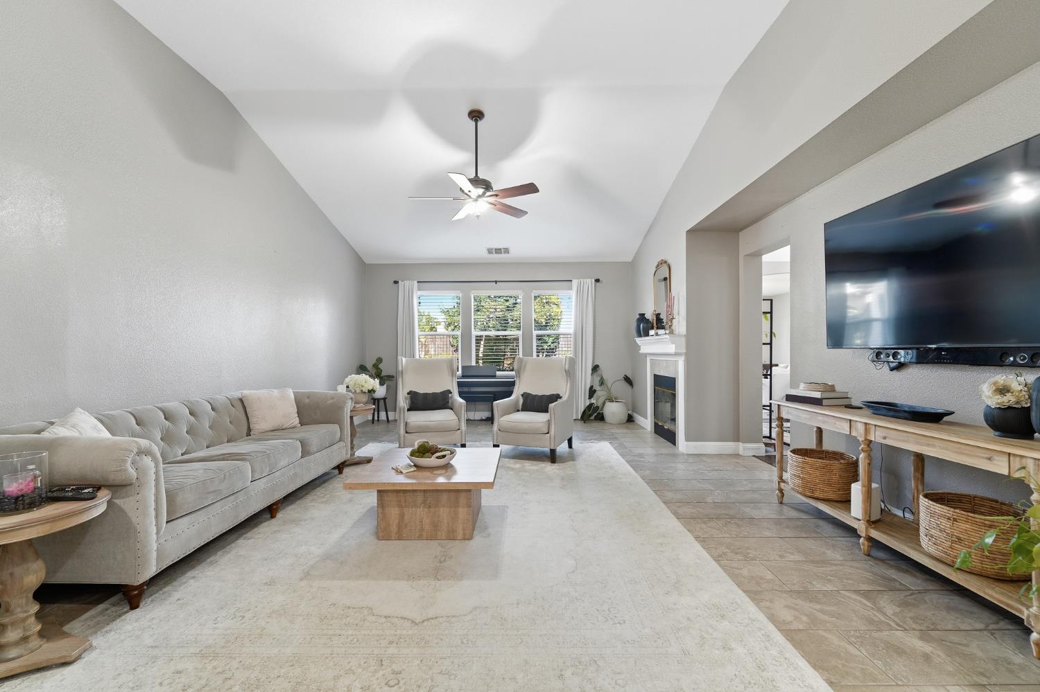 2220 2672 Ellison Dr, Modesto, CA 95355