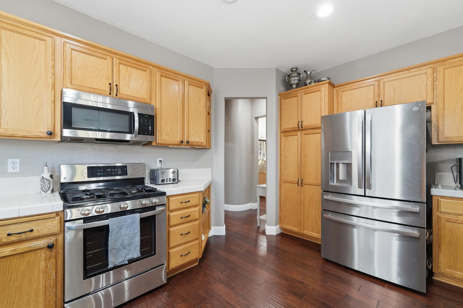 2220 2672 Ellison Dr, Modesto, CA 95355