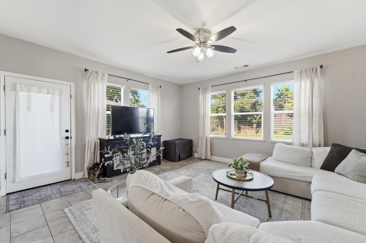 2220 2672 Ellison Dr, Modesto, CA 95355