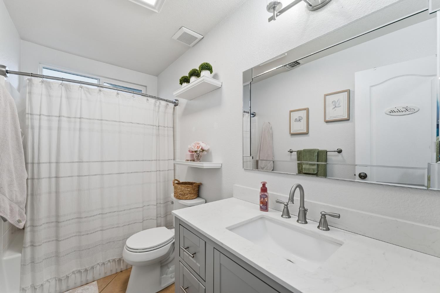 2220 2672 Ellison Dr, Modesto, CA 95355