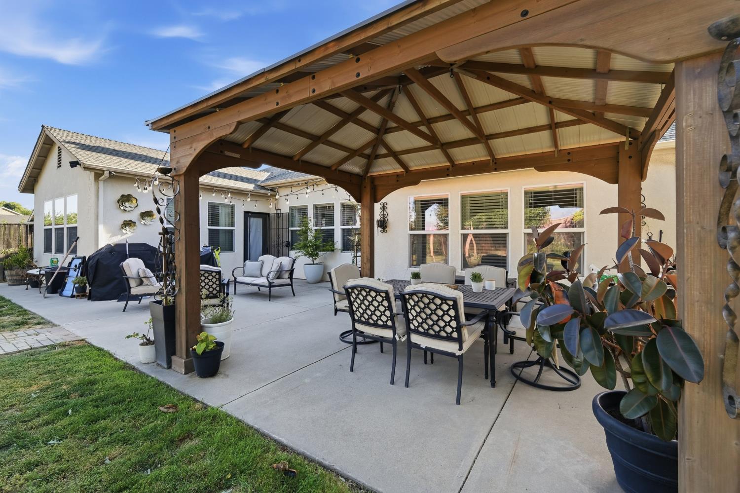 2220 2672 Ellison Dr, Modesto, CA 95355