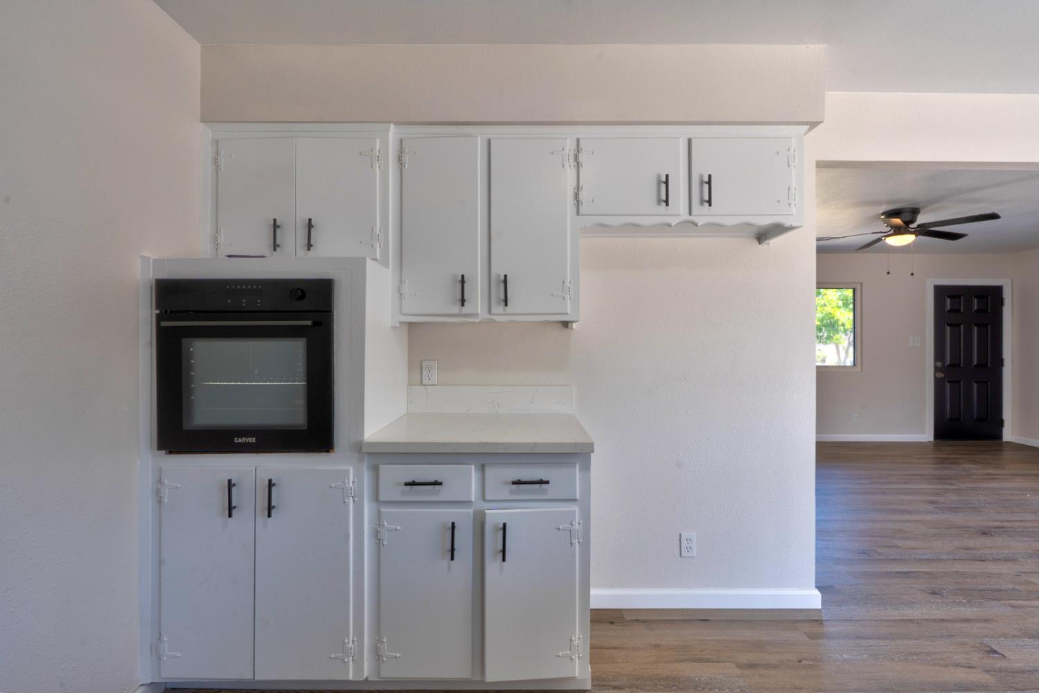 208 N Santa Rita St, Los Banos, CA 93635