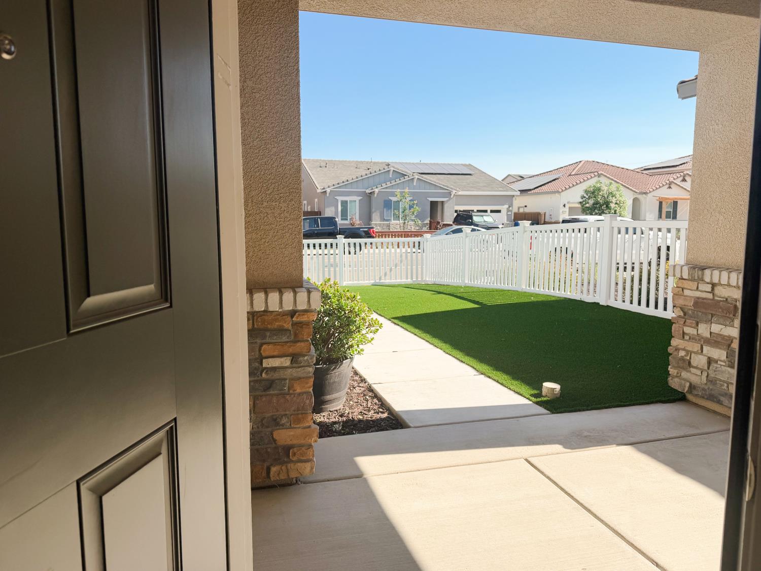 2158 Geneva Way, Manteca, CA 95337