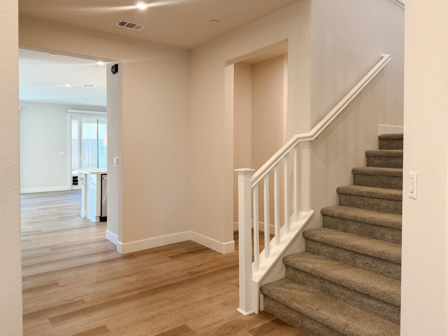2158 Geneva Way, Manteca, CA 95337