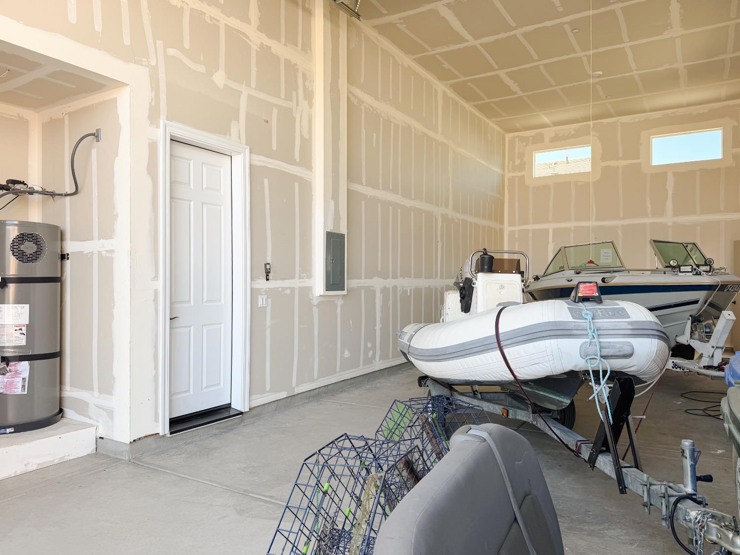 2158 Geneva Way, Manteca, CA 95337