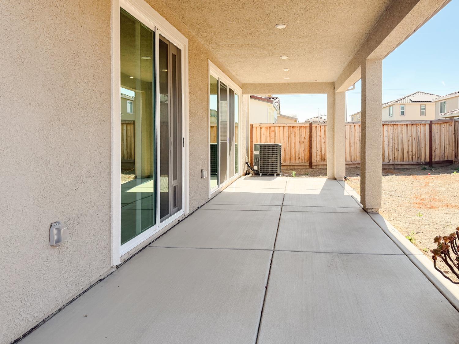 2158 Geneva Way, Manteca, CA 95337