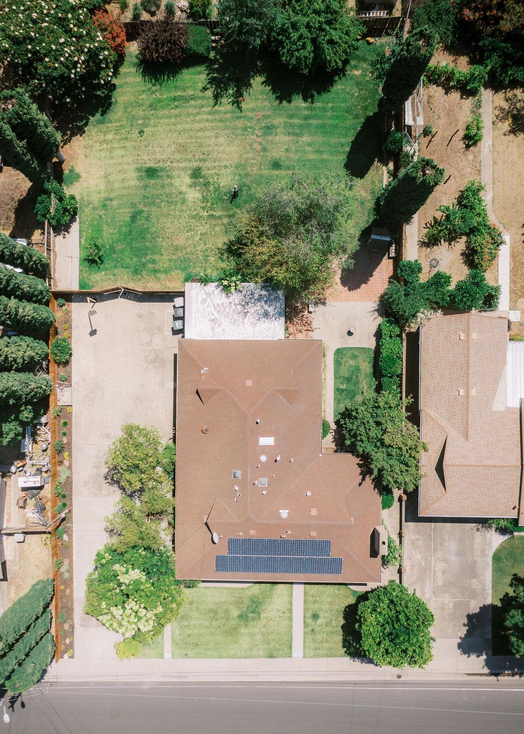 1604 Walnut Ave, Escalon, CA 95320