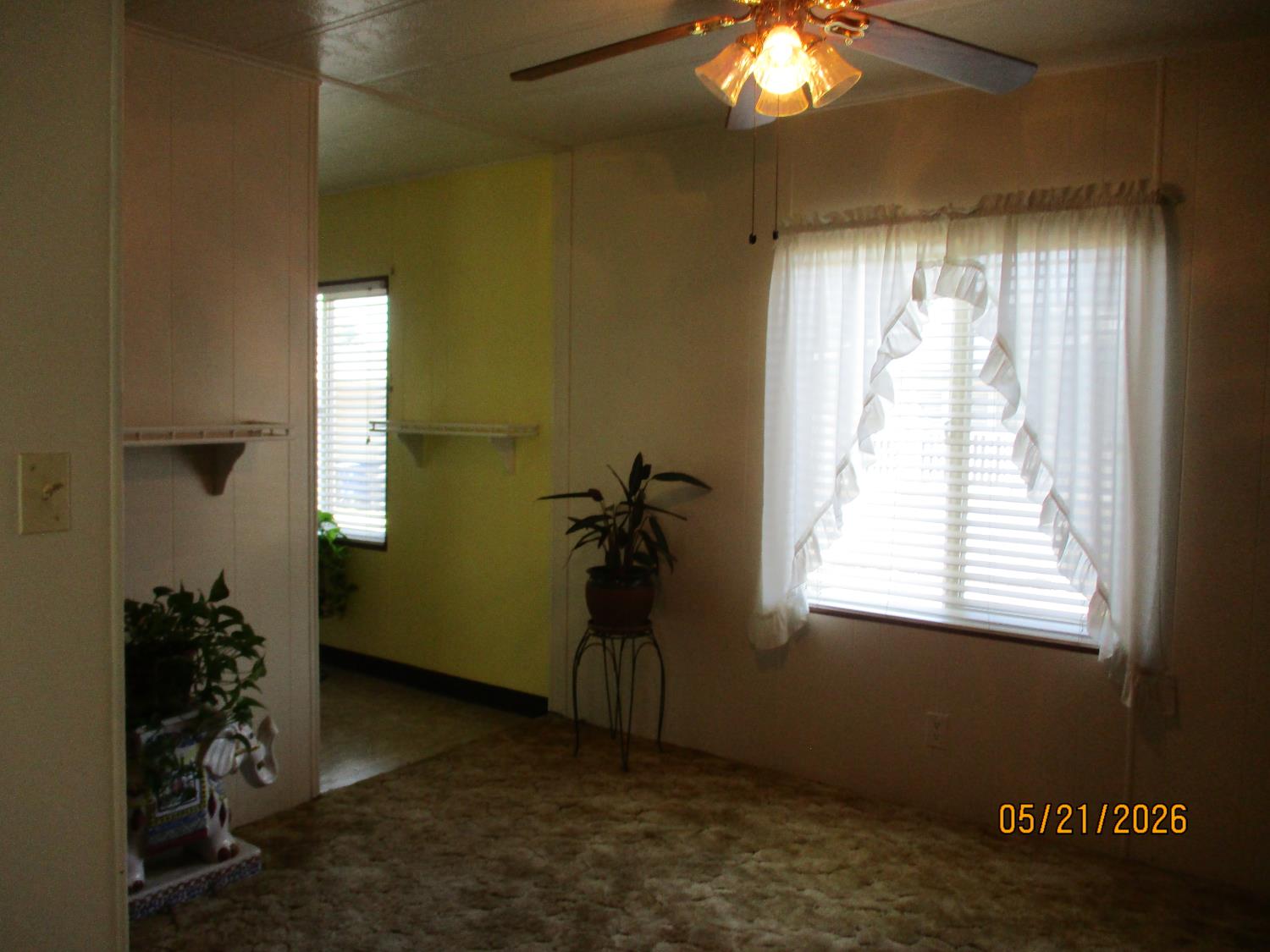 24 Schooner Ln, Modesto, CA 95356