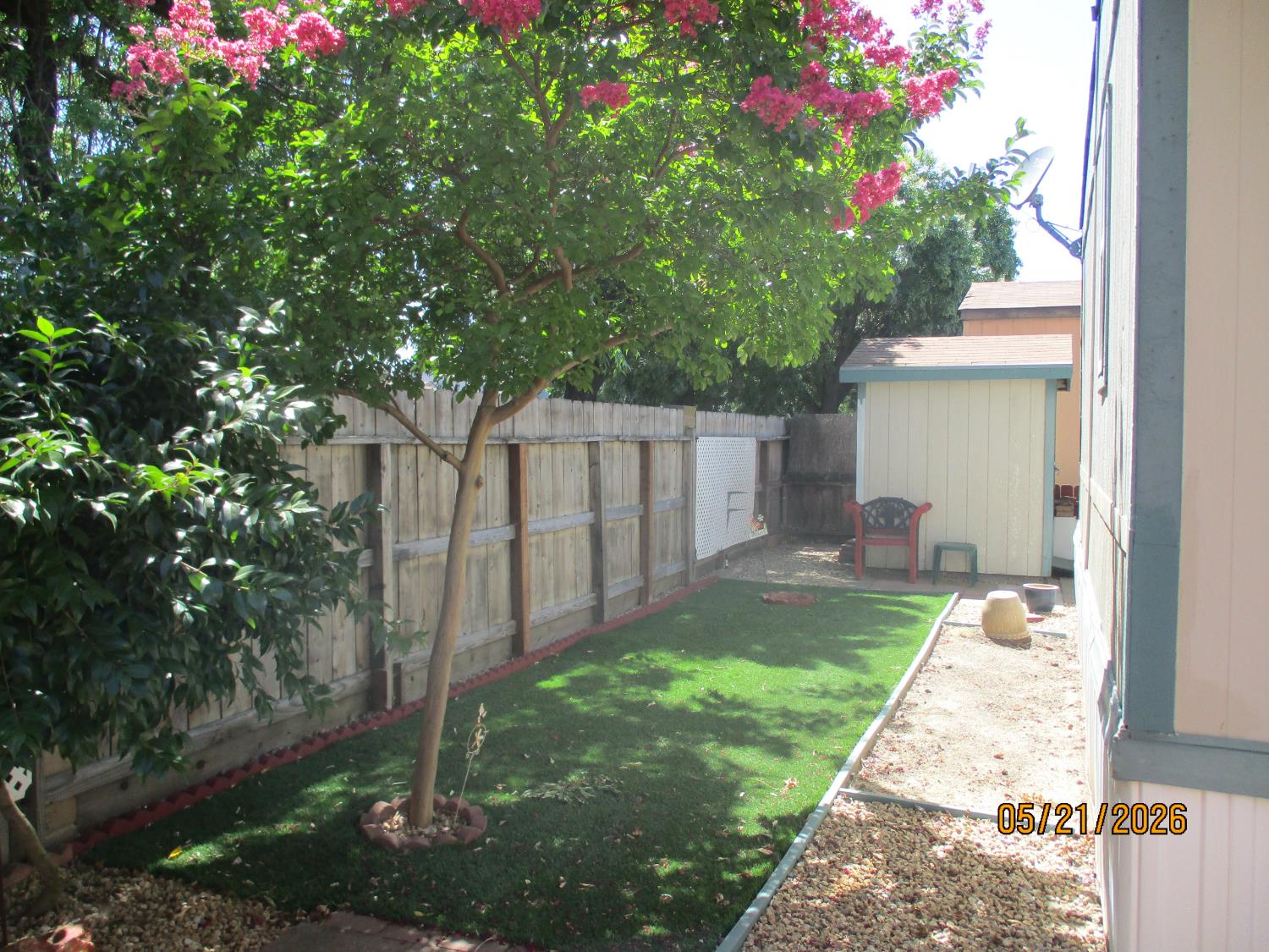 24 Schooner Ln, Modesto, CA 95356